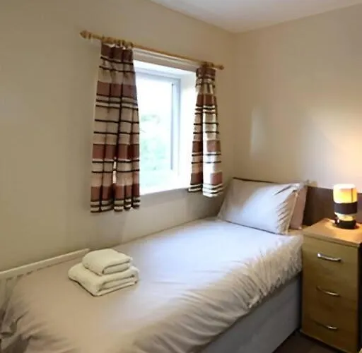 Дом отдыха Space For 9 With Riverside Views Йорк