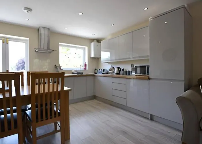 Space For 9 With Riverside Views Йорк